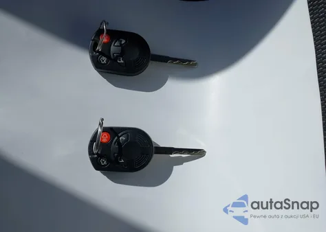 2014 Ford Focus Se z USA, uszkodzony, nr VIN 1FADP3F22EL347901